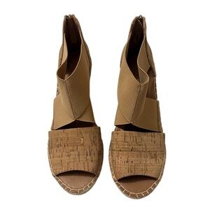 Gentle Souls Kenneth Cole “Colleen” Tan Espadrille Wedge Sandals Size 8.5
